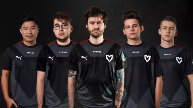 MOUZ очолює світовий рейтинг команд CS2 за версією HLTV.org