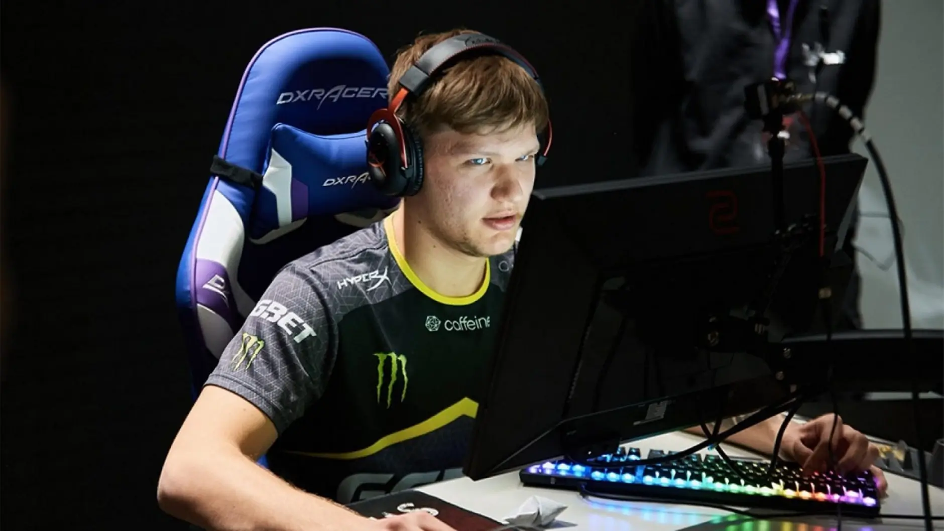 s1mple розглядає повернення до кар'єри снайпера у CS2