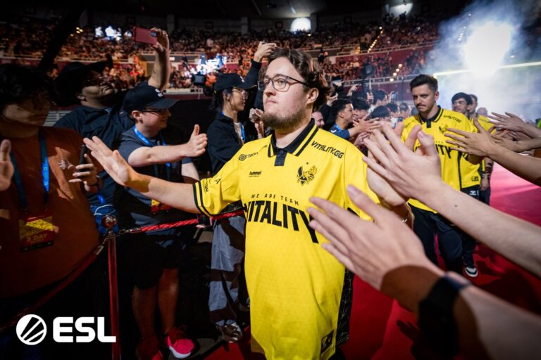 MOUZ Змагається З Командою Vitality За Титул IEM Dallas 2025
