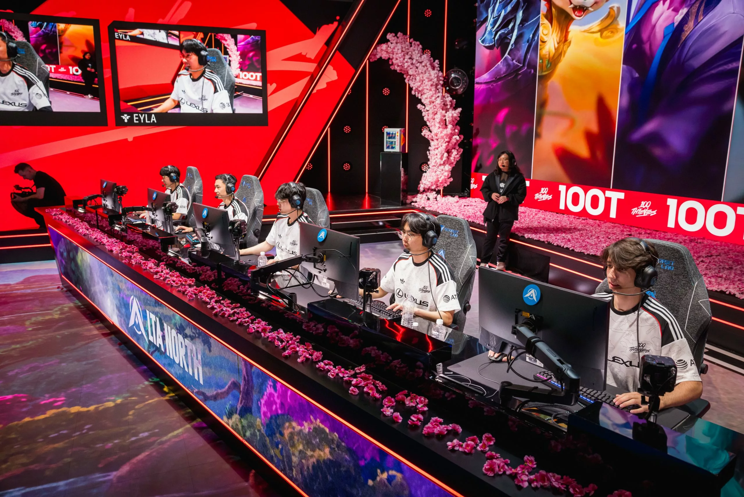 100 Thieves та RED Canids: Прев'ю до Бою за Історію Чемпіонатів Світу