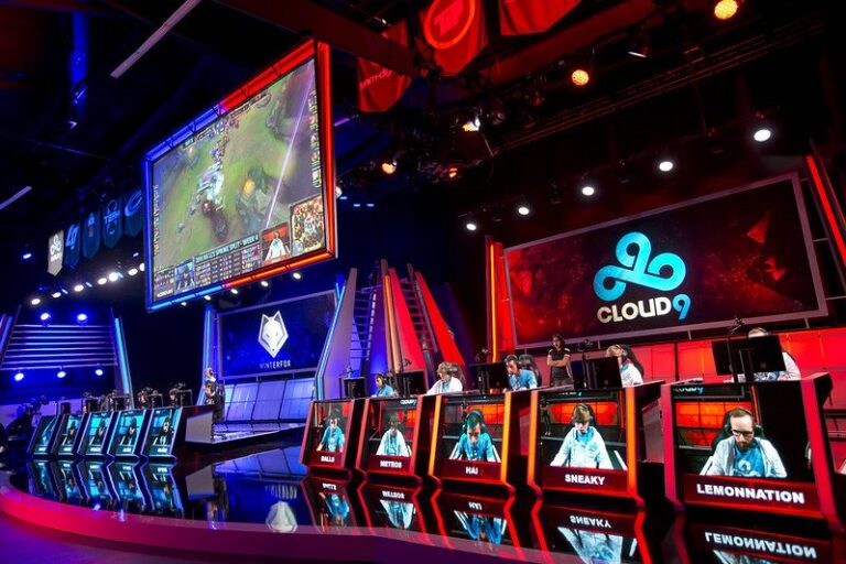LCS та CBLOL, за даними, повернуться у 2026 році