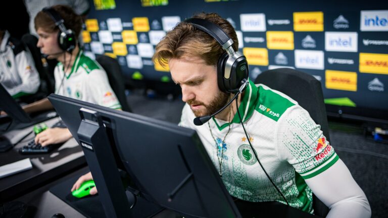 Огляд півфіналу ESL Pro League Сезону 22: Falcons проти MOUZ