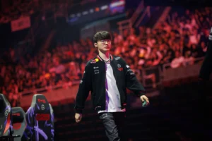 T1 проти Invictus Gaming: Огляд та прогнози стадії Play-In на Worlds 2025