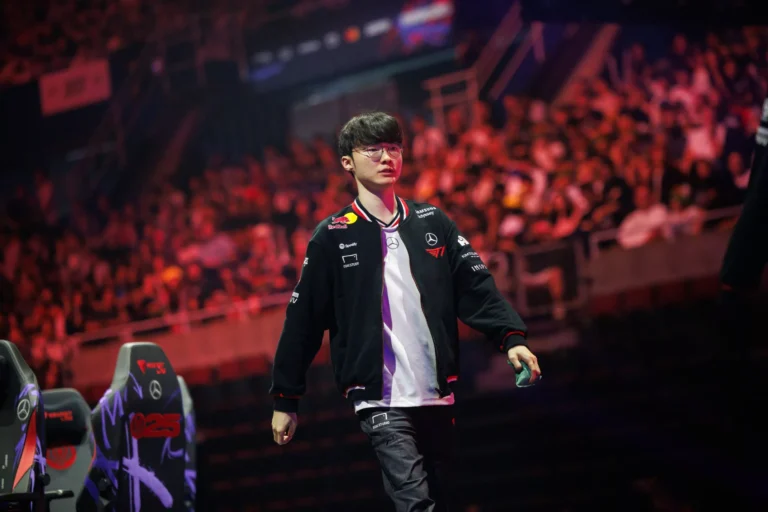 T1 проти Invictus Gaming: Огляд та прогнози стадії Play-In на Worlds 2025