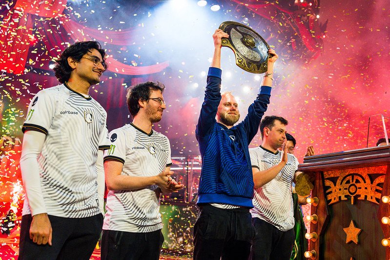 Інсанія на пенсії, але його ім'я залишиться в історії Dota.