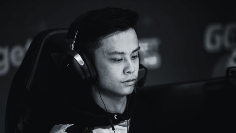 Stewie2k Підозрюють у Шахрайстві Над Торговцем Шкірами MitaoCatCS