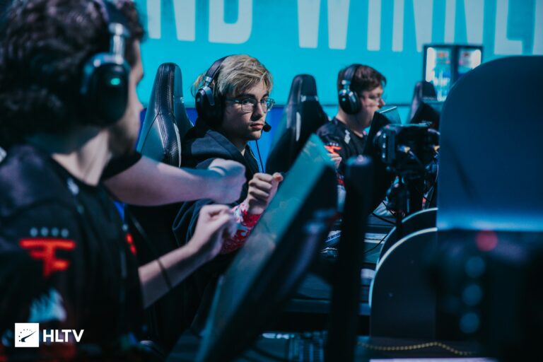 FaZe Clan зіграють на HLC Belgrade PRO: остання можливість заробити VRS очки